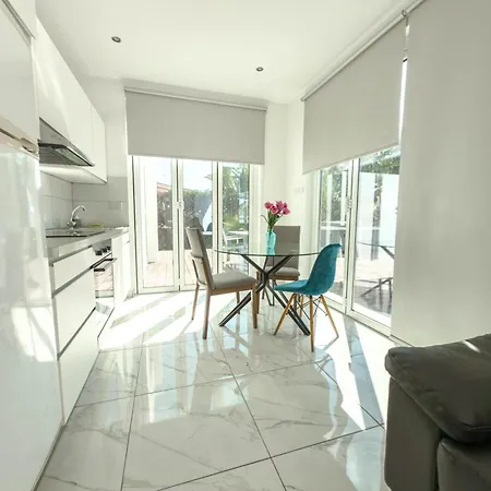 Apartment Nissi49 Boutique *