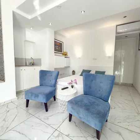 Apartment Nissi49 Boutique *